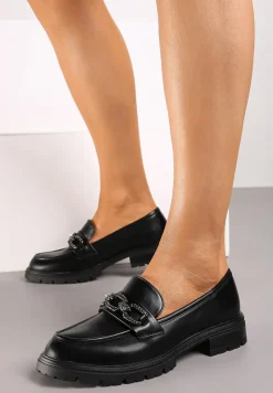 Czarne Wsuwane Mokasyny z Metalowym Łańcuchem Lrefia