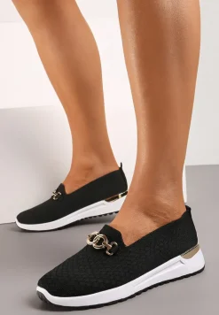 Czarne Wsuwane Półbuty w Stylu Tenisówek Ozdobione Klamrą Wiatalia