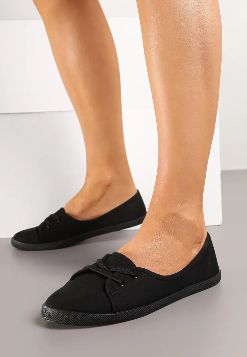 Czarne Wsuwane Tenisówki z Krótką Cholewką Axenda