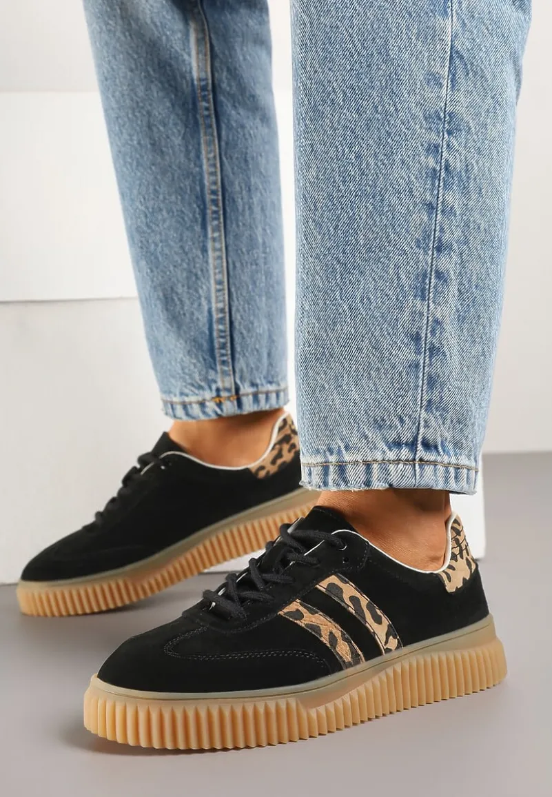 Czarne Zamszowe Sneakersy w Stylu Kultowych Tenisówek ze Skórzaną Wkładką i Wzorem w Panterkę Tenannia