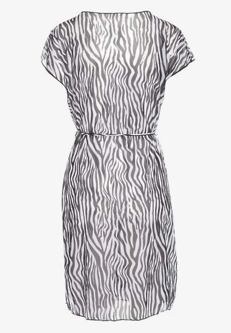 Czarno-Biała Wiązana Narzutka Plażowa Sadeleve