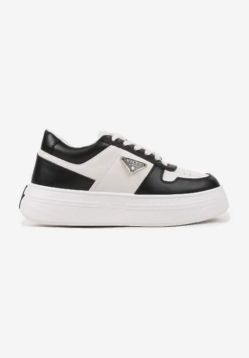 Czarno-Białe Sneakersy Vices na Platformie z Perforacją i Geometryczną Aplikacją Vilvesia