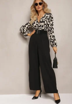 Czarno-Biały Kombinezon z Długimi Nogawkami i Kopertowym Dekoltem oraz Paskiem z Gumy Koretta