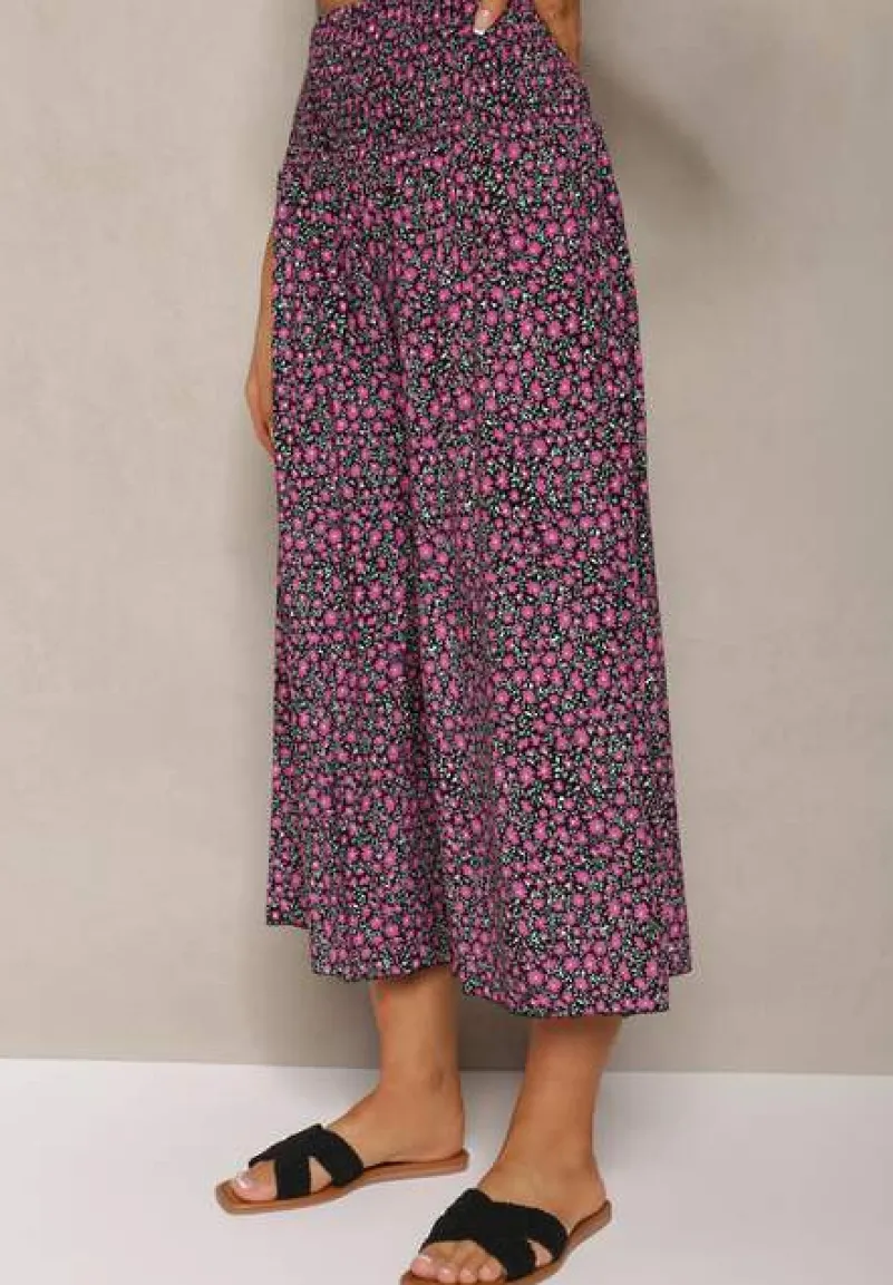 Czarno-Fioletowe Bawełniane Spodnie z Szerokimi Nogawkami 7/8 w Kwiatki Aliany