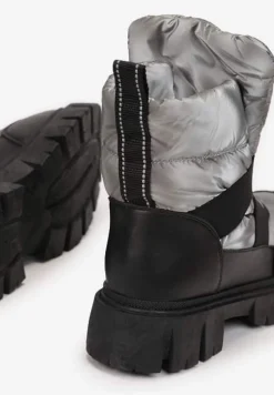 Czarno-Srebrne Śniegowce Wsuwane Pikowane Arjis