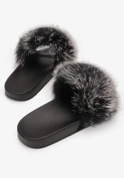 Czarno-Szare Klapki z Futrem Turtlefeather