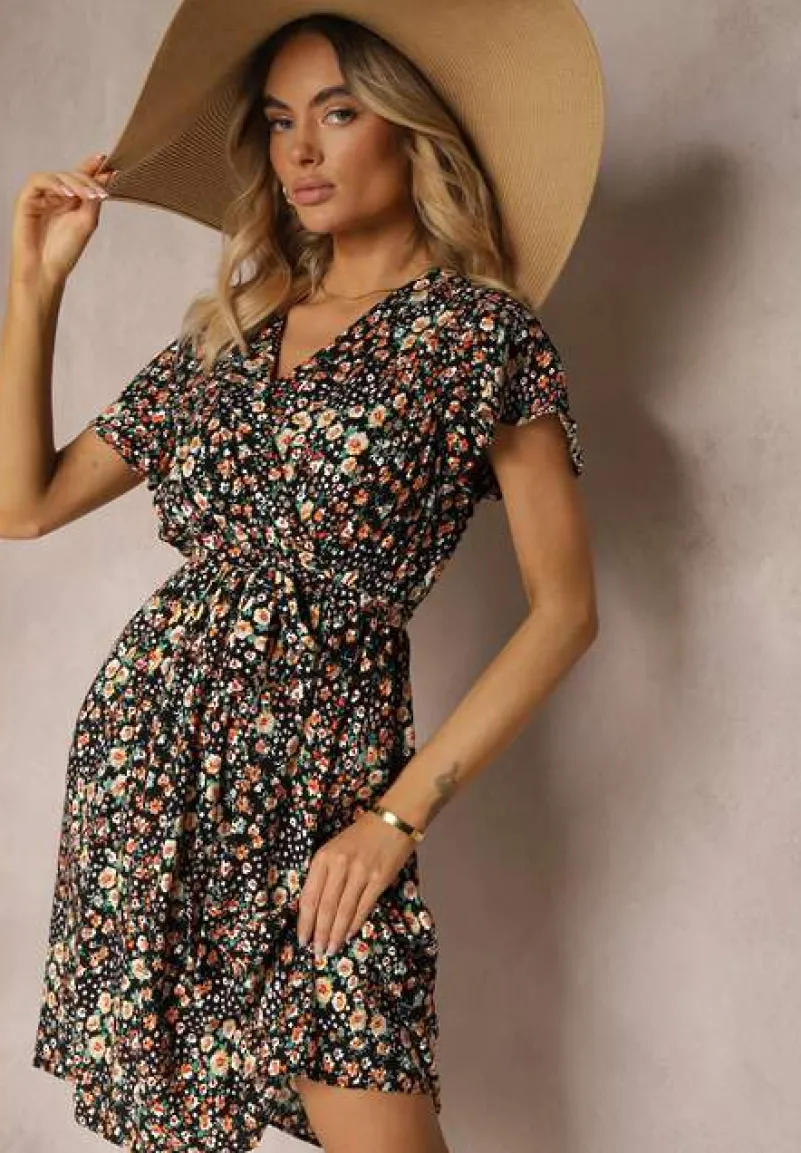 Czarno-Żółta Sukienka z Wiskozy z Kopertowym Dekoltem Wykończona Gumką w Pasie i Sznurkiem Abrolea