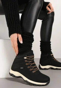 Czarno-Złote Płaskie Ocieplane Trapery ze Sznurowaniem Riviri