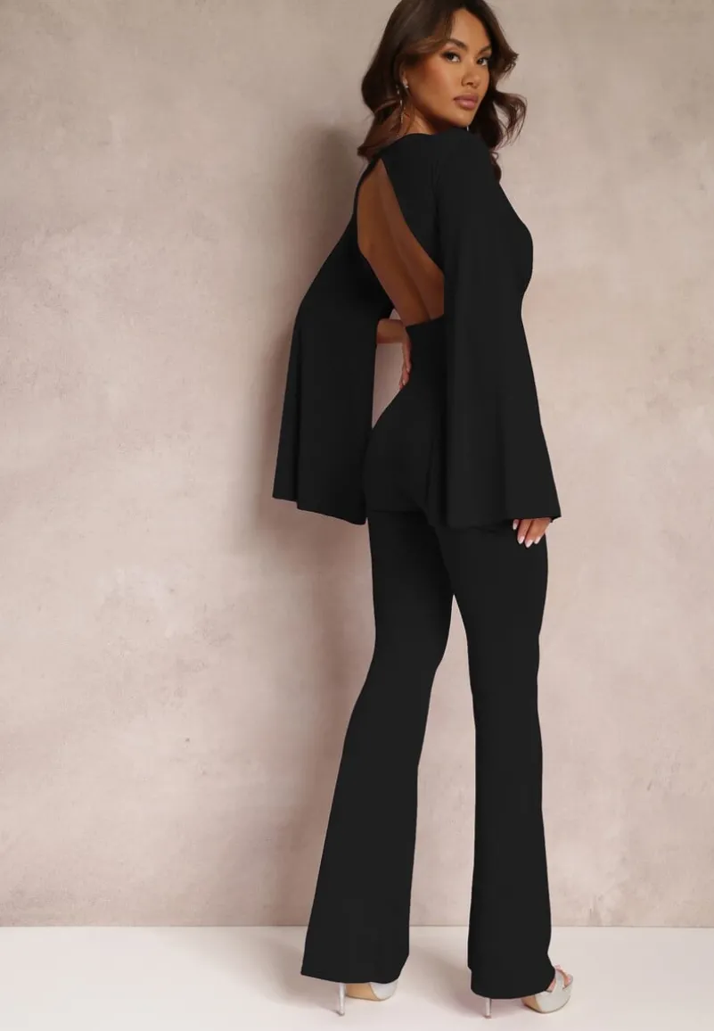 Czarny Dopasowany Kombinezon z Rozkloszowanymi Rękawami i Głębokim Dekoltem Andrika