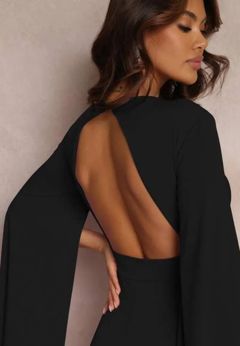 Czarny Dopasowany Kombinezon z Rozkloszowanymi Rękawami i Głębokim Dekoltem Andrika