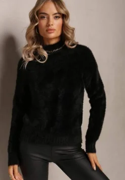 Czarny Dzianinowy Sweter z Dłuższym Włosiem i Półgolfem Christiam