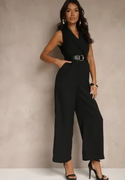 Czarny Elegancki Kombinezon z Paskiem i Ozdobną Klamrą Tilominea