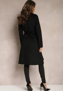 Czarny Gładki Płaszcz z Materiałowym Paskiem i Zapięciem na Napy Arkella
