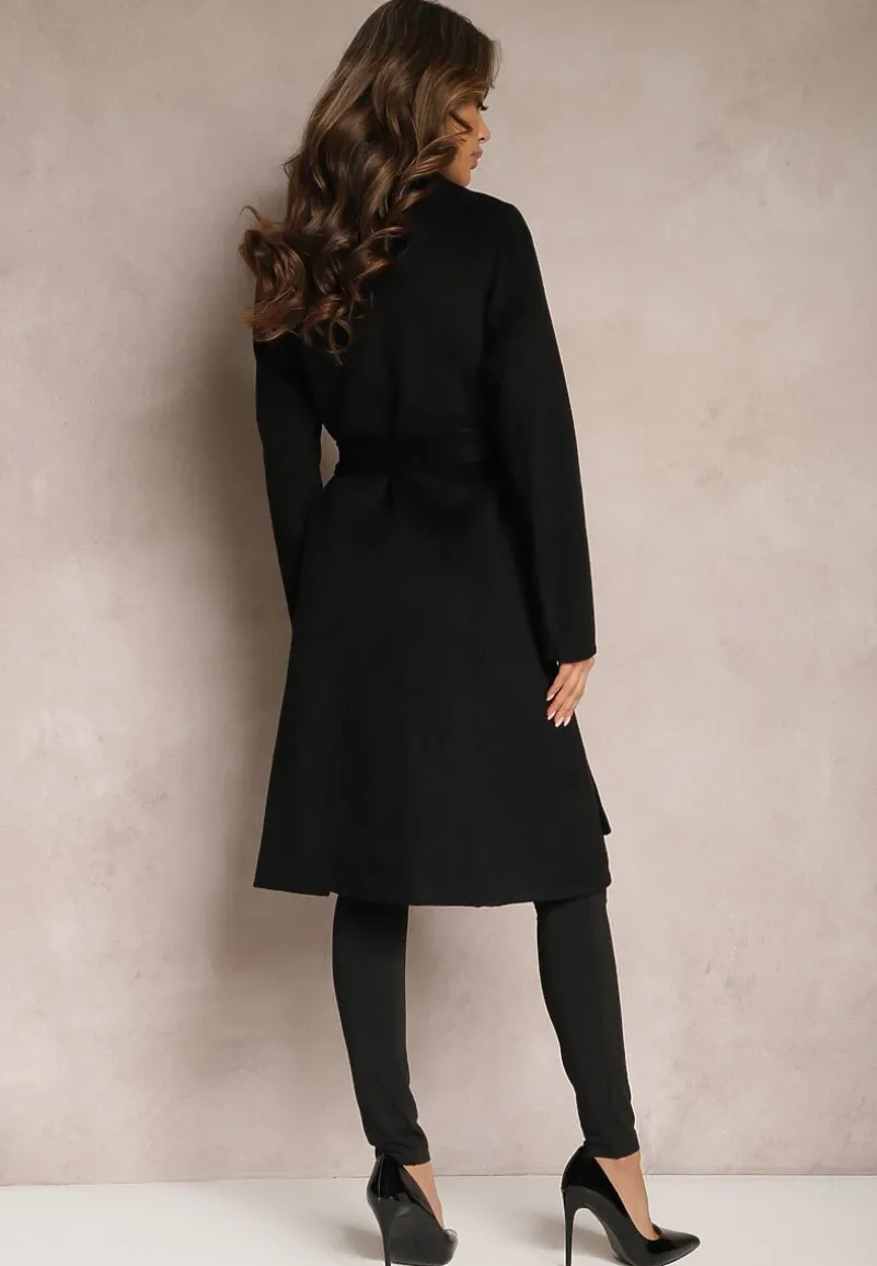 Czarny Gładki Płaszcz z Materiałowym Paskiem i Zapięciem na Napy Arkella