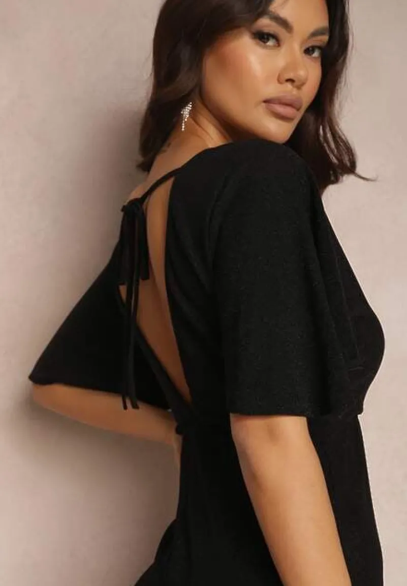 Czarny Kombinezon z Błyszczącą Nicią i Kopertową Górą Relfe