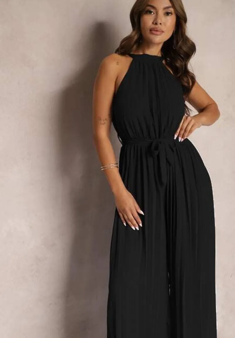 Czarny Kombinezon z Dekoltem Typu Halter i Gumką w Talii Zolefia