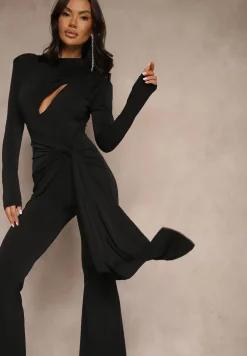 Czarny Kombinezon z Ozdobnym Marszczeniem, Wycięciem i Trenem Seliria