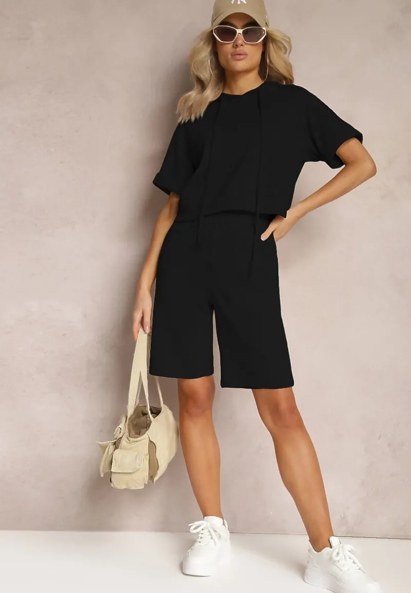 Czarny Komplet Dresowy Bluza z Kapturem i Krótkimi Rękawami oraz Szorty Choana