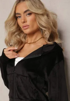 Czarny Komplet Dresowy z Welurowej Dzianiny Szerokie Spodnie i Krótka Bluza Avilti