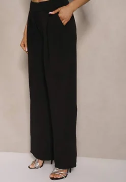 Czarny Komplet Spodnie o Szerokim Kroju i Asymetryczna Bluzka z Marszczeniem Nitara