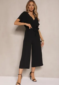 Czarny Kopertowy Kombinezon o Prostym Kroju z Wiązanym Paskiem Tevenea