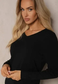 Czarny Minimalistyczny Sweter z Dekoltem w Kształcie Litery V Sinovae