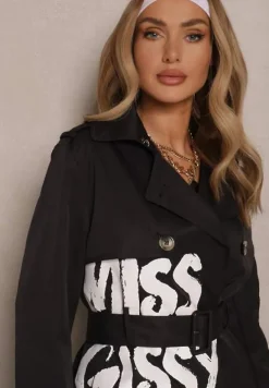 Czarny Płaszcz Dwurzędowy Trencz z Wiskozą Ozdobiony Napisem i Paskiem Janisella