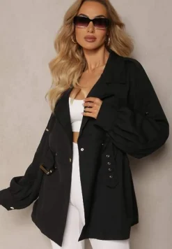 Czarny Płaszcz o Krótkim Fasonie z Paskiem i Elastyczną Talią oraz Bufiastymi Rękawami Pathia