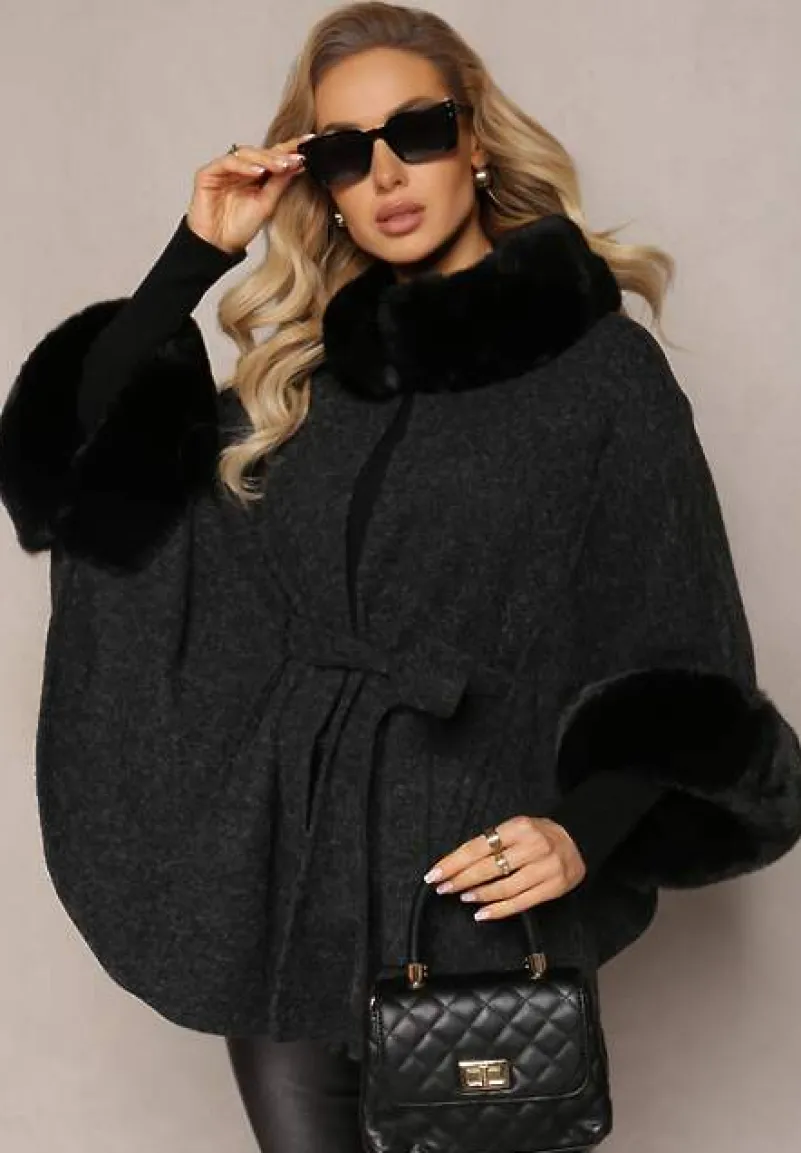 Czarny Płaszcz Ponczo z Wiskozy z Paskiem i Futerkiem Roymessa