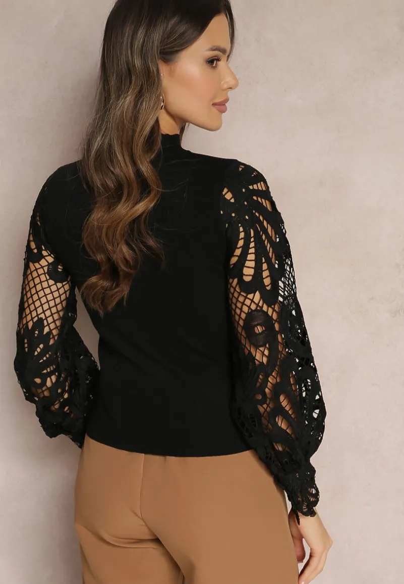 Czarny Prążkowany Sweter z Ozdobnymi Rękawami Philomina