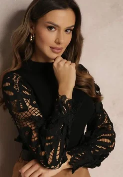 Czarny Prążkowany Sweter z Ozdobnymi Rękawami Philomina