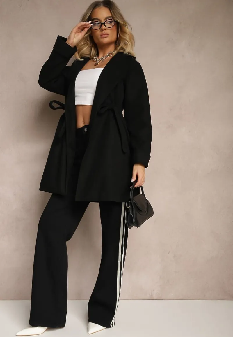 Czarny Szlafrokowy Płaszcz z Wiązanym Paskiem i Ozdobnym Marszczeniem w Pasie Pittia