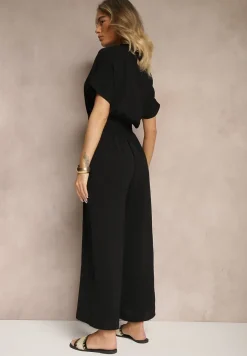 Czarny Wiskozowy Kombinezon z Dekoltem w Serek Zapinany na Guziki Anisora