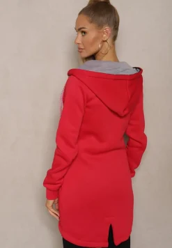 Czerwona Bluza Długa z Kapturem Ozdobionym Napisami Sinellina