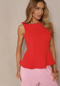 Czerwona Bluzka Bez Rękawów z Ozdobnymi Kokardkami na Ramionach i Baskinką Linirea