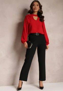 Czerwona Bluzka z Ozdobnym Kwiatem Tolna