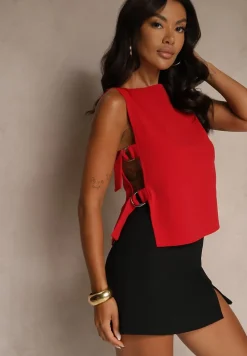 Czerwona Bluzka z Wiskozą Ozdobiona Klamrami Saviolaire