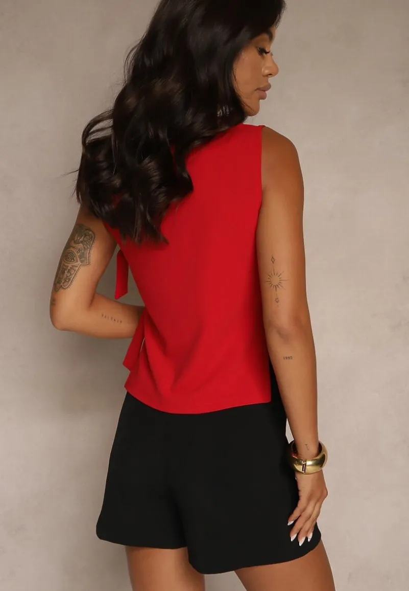 Czerwona Bluzka z Wiskozą Ozdobiona Klamrami Saviolaire