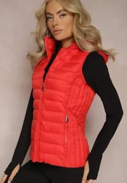 Czerwona Kamizelka Pikowana z Kapturem Dominica