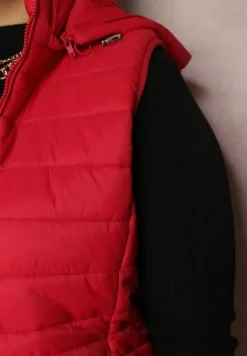 Czerwona Kamizelka Pikowana z Kapturem Rithe