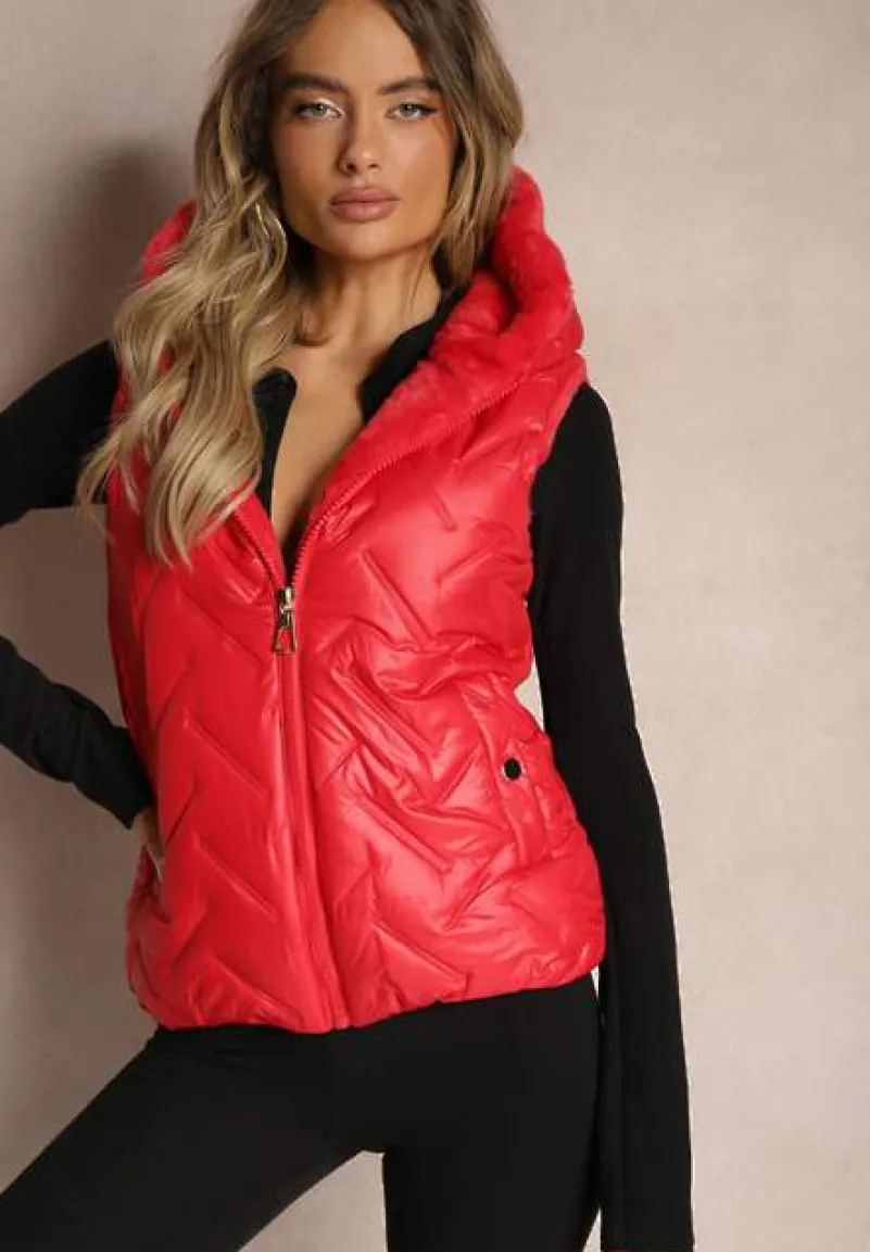 Czerwona Kamizelka Pikowana Wykończona Sztucznym Futerkiem Timaveah