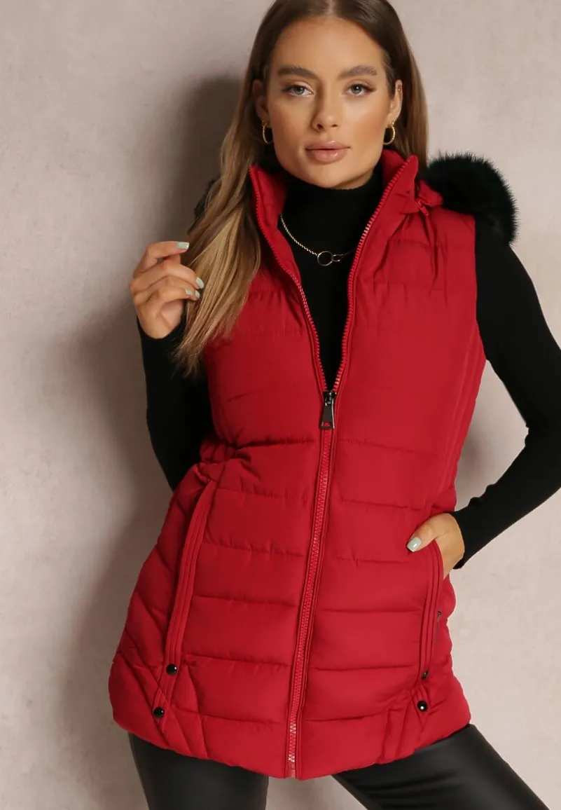 Czerwona Kamizelka Pikowana z Kapturem z Futerkiem Zelija