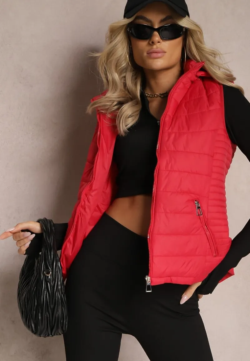 Czerwona Kamizelka z Kapturem Pikowana Chela