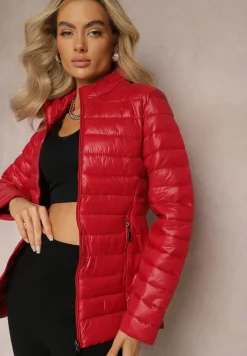 Czerwona Przejściowa Kurtka Pikowana z Zasuwanymi Kieszeniami Asethalia