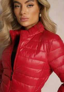 Czerwona Przejściowa Kurtka Pikowana z Zasuwanymi Kieszeniami Asethalia