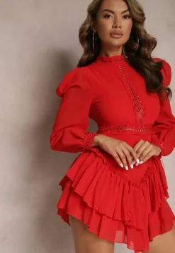 Czerwona Rozkloszowana Sukienka Kombinezon Taliowany z Falbankami i Koronką Pokisa
