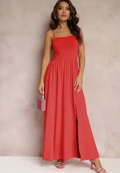 Czerwona Rozkloszowana Sukienka Maxi na Cienkich Ramiączkach z Rozporkiem Weslyn