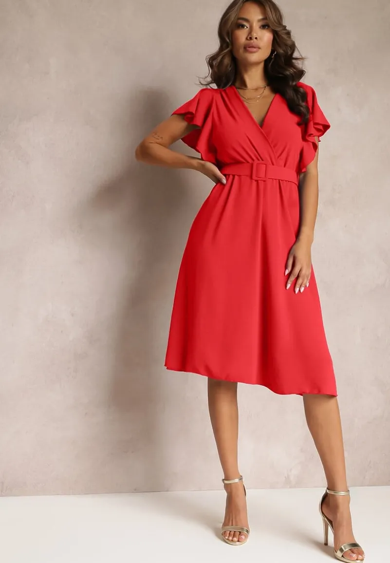 Czerwona Rozkloszowana Sukienka z Paskiem i Kopertowym Dekoltem Brinea
