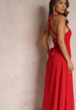 Czerwona Rozkloszowana Sukienka Koktajlowa Wiązana na Plecach Malori