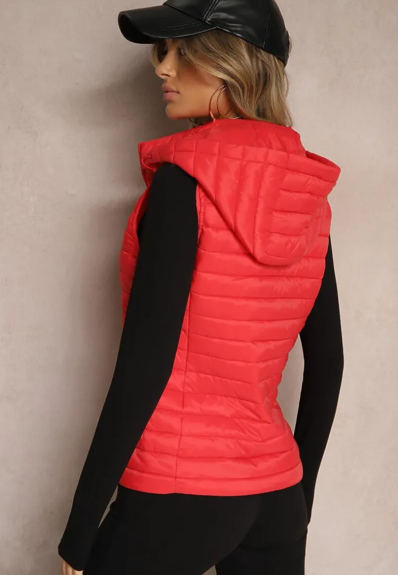 Czerwona Rozpinana Kamizelka Pikowana z Odpinanym Kapturem i Kieszeniami Arkathia